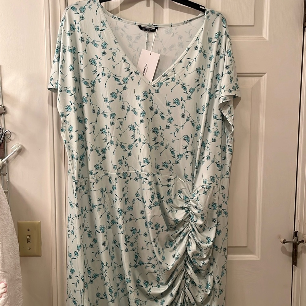 BloomChic Blue Floral Midi Dress